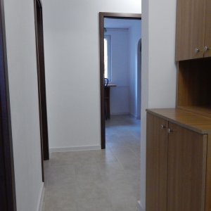 Apartament inchiriere 3 camere renovat  Drumul Taberei
