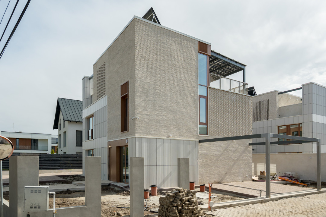 Exclusive Villa in Iancu Nicolae – Elegance, Space, and Comfort