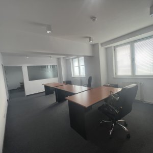 SPATIU BIROU ULTRACENTRAL_Vedere deosebita