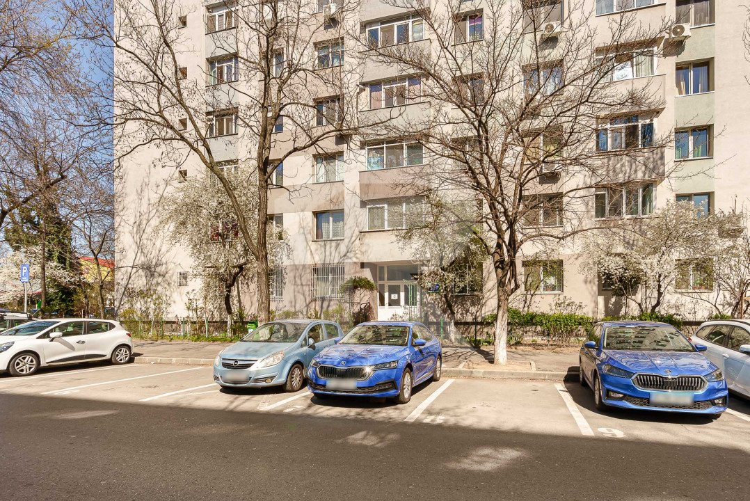 Apartament 3 camere | 2 bai | Ceahlaul 24 | 67mp 