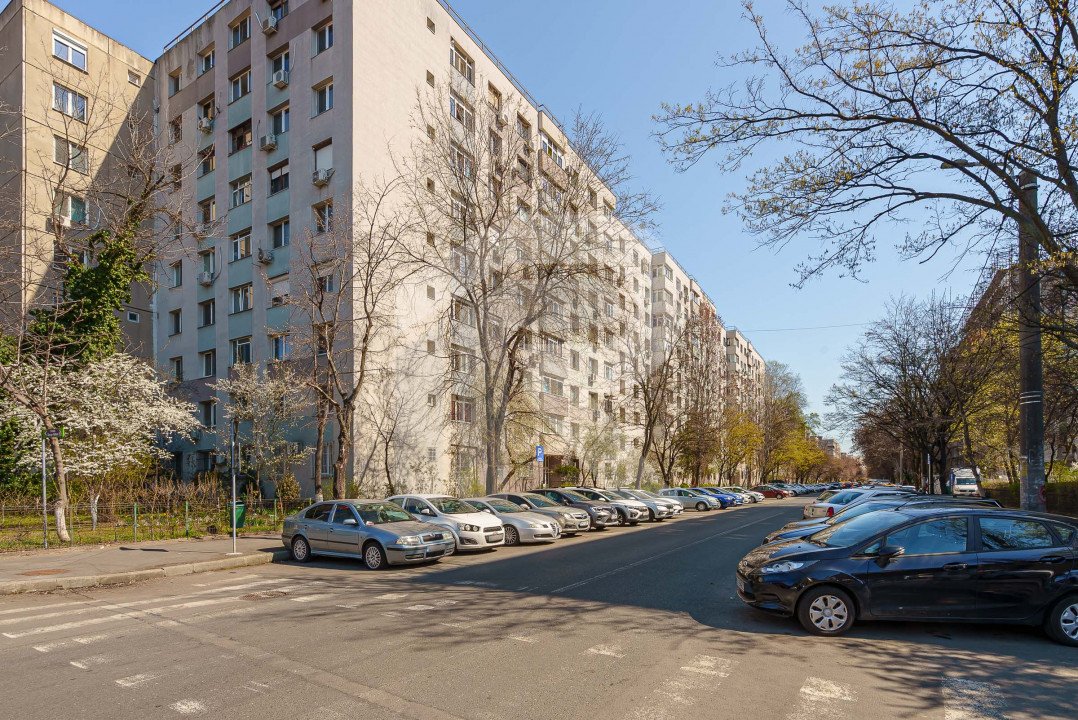 Apartament 3 camere | 2 bai | Ceahlaul 24 | 67mp 
