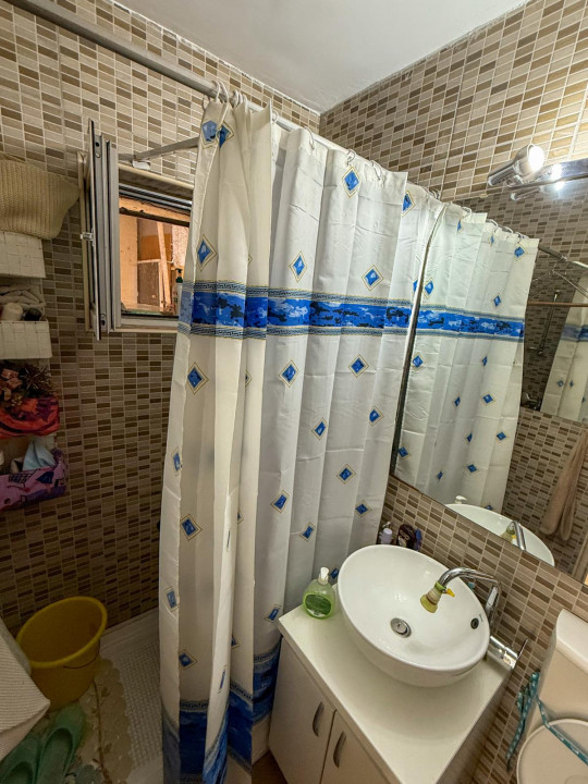 Lacul Tei in plan secund, apartament luminos si spatios