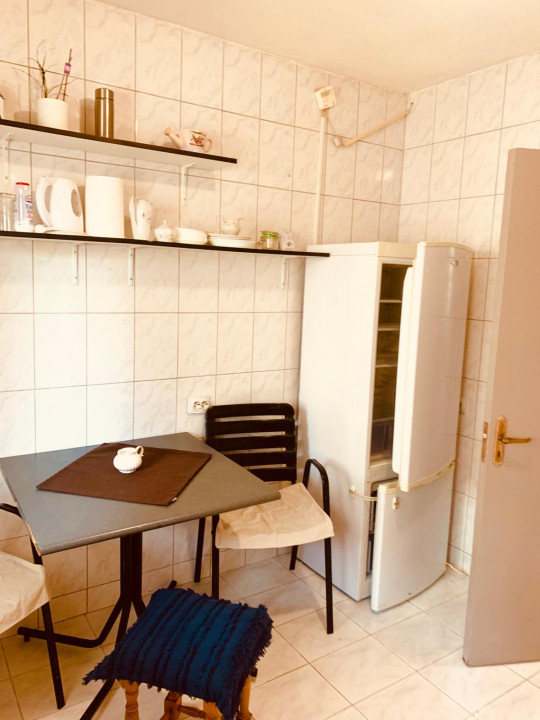 Apartament Mosilor decomandat