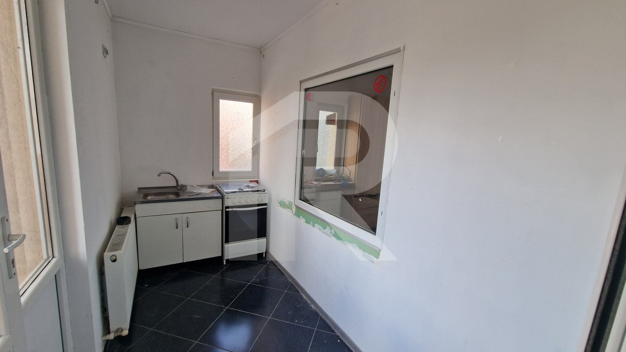 Spatiu comercial , parter de bloc, Prelungirea Ferentari !