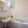 Apartament 2 camere, decomandat, etaj 3/4,- poziție deosebită 