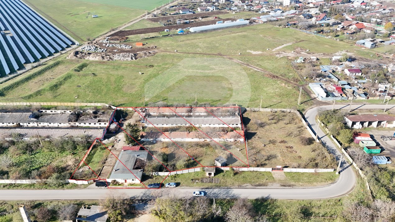 Casa 156mp | Teren 4464mp | 3 Hale | Buda | Proximitate DN 1 si Parc Industrial