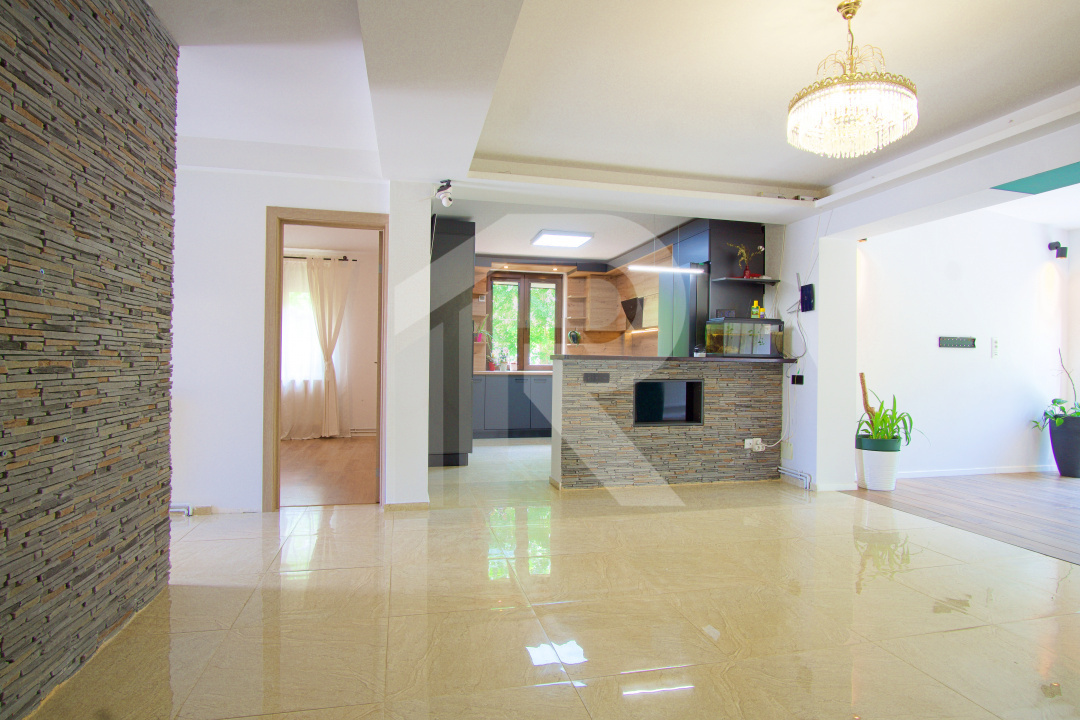 Casa individuala cu grădină superbă,P+1M, 158 mp, teren 468mp, 2017