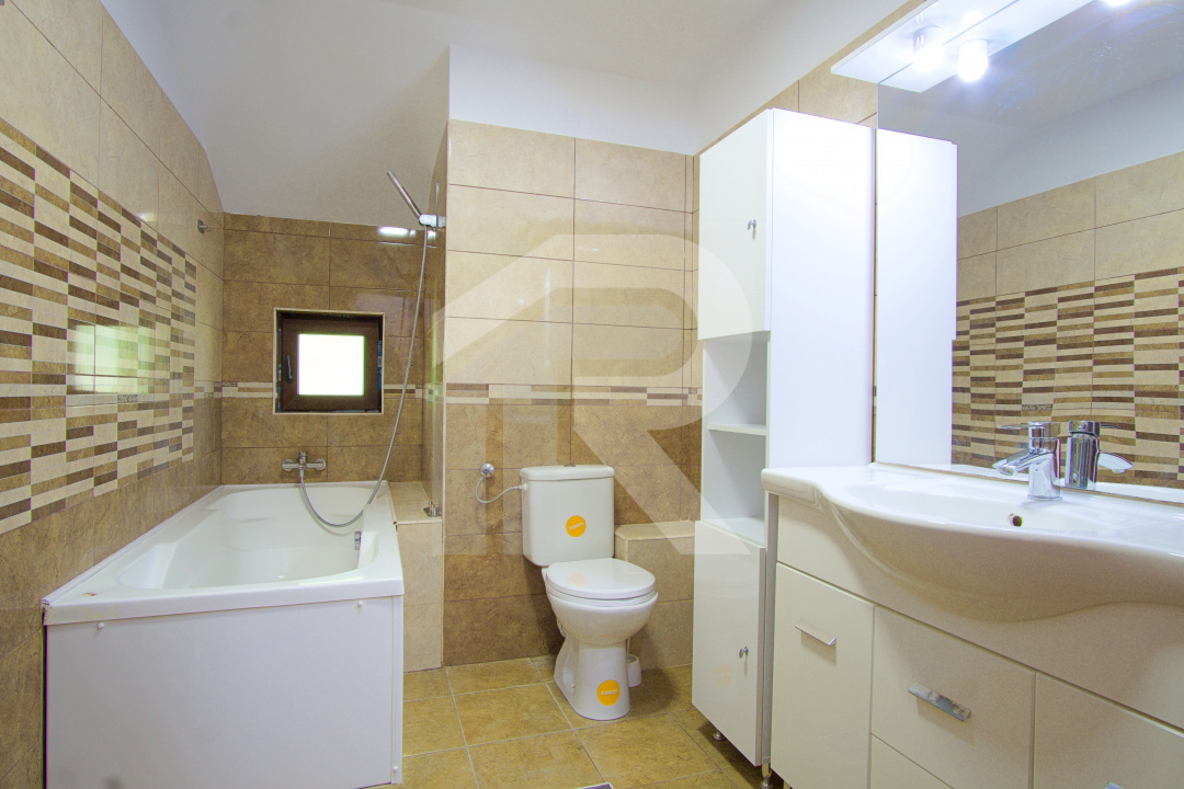 Casa individuala cu grădină superbă,P+1M, 158 mp, teren 468mp, 2017