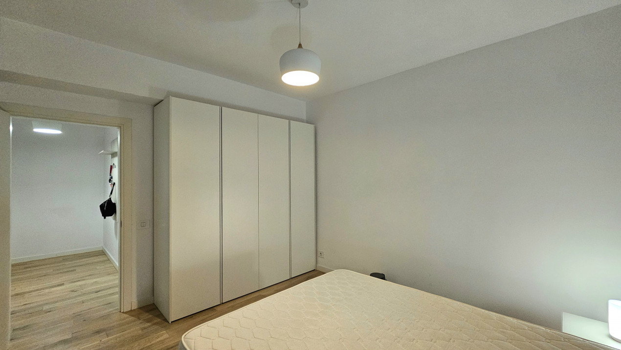 Apartament - terasa 200 mp-complet cu vedere libera si parcare 