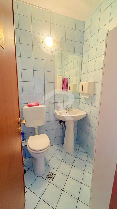 Spatiu birouri zona Mihalache - Turda in imobil mixt, 4 camere, 155 mp, 7 eur/mp