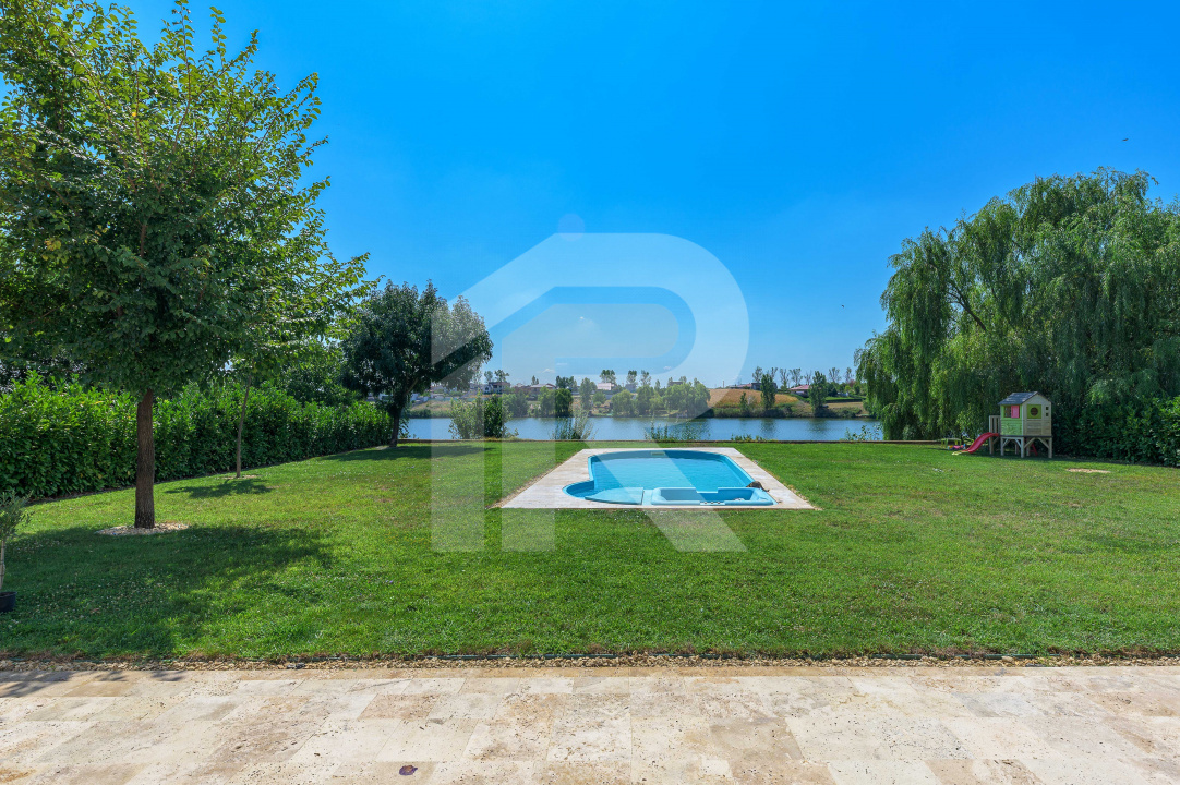 Vilă elegantă cu piscină și ieșire la Lac – Căciulați, Balotești