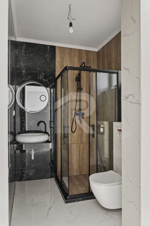 Vila sector 1 - 300mp - P+2+M - 11 camere - Chitila