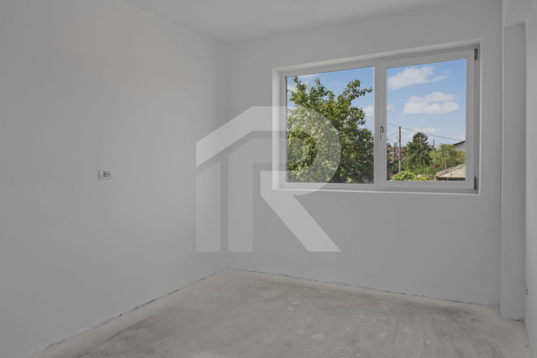 Vila sector 1 - 300mp - P+2+M - 11 camere - Chitila