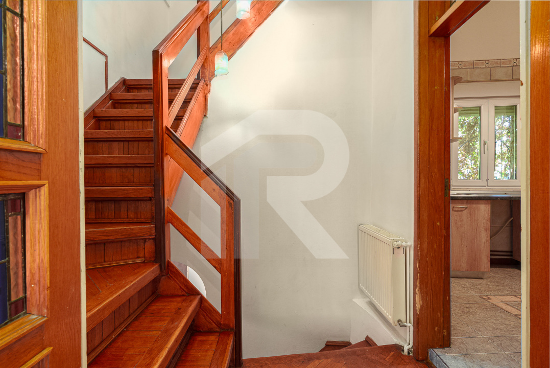 Casa de închiriat Str Justinian pretabilă birouri