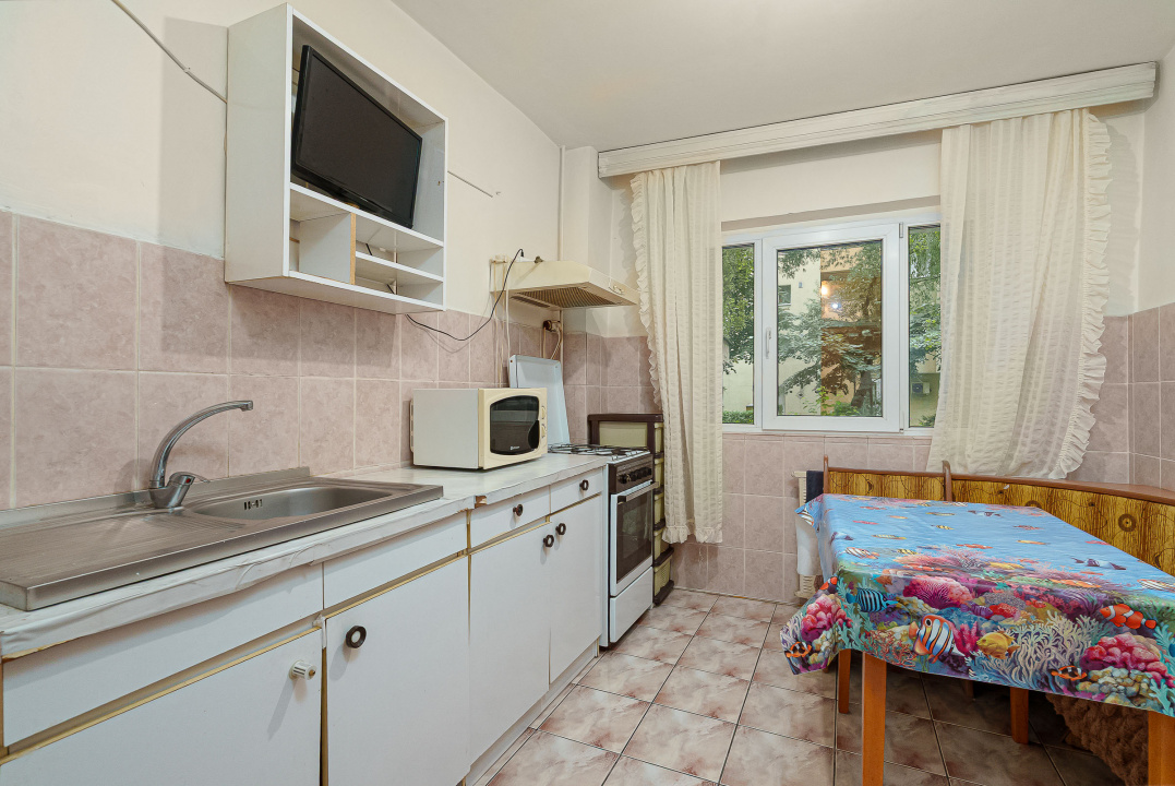 TEI - MAICA DOMNULUI - 2 CAMERE 53 MP, PARTER!