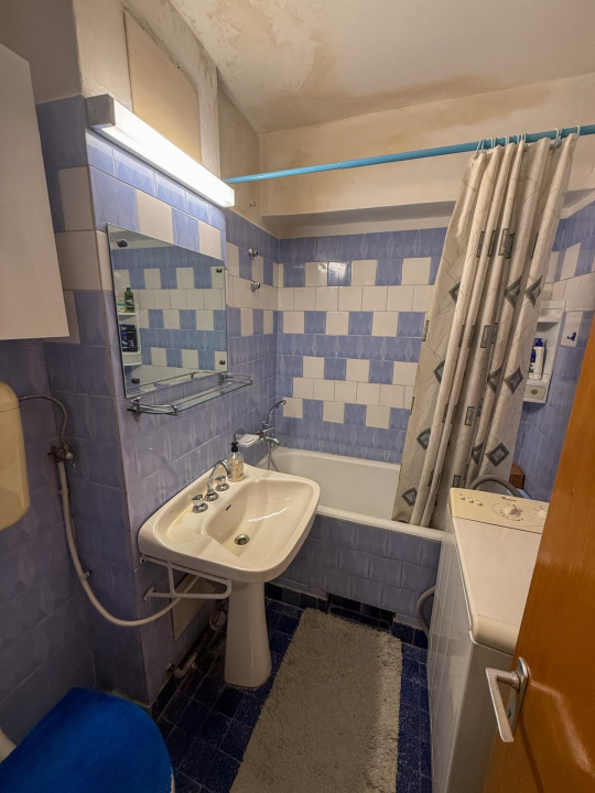 Apartament 4 Camere Piata Delfinului- Chisinau