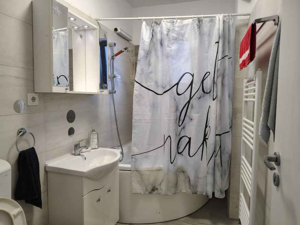 Apartament la curte Bragadiru, 2 camere