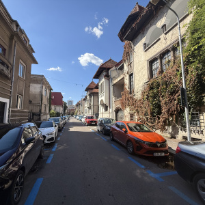 Apartament spațios în vilă deosebită – zona Grădina Icoanei