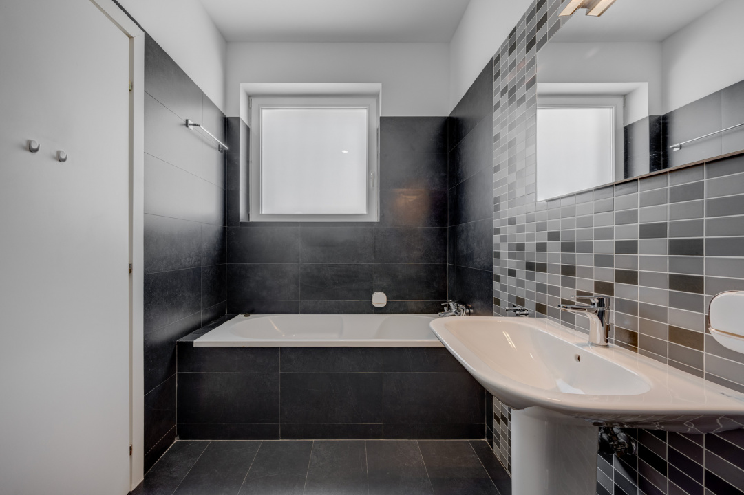 Floreasca, Laguna Residence, Vedere Lac,  Loc de parcare subteran !