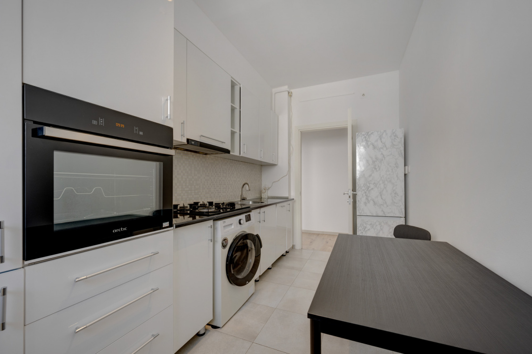 Floreasca, Laguna Residence, Vedere Lac,  Loc de parcare subteran !