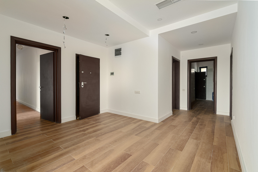 Lux pe Șoseaua Nordului: 250 mp + parcare subterană