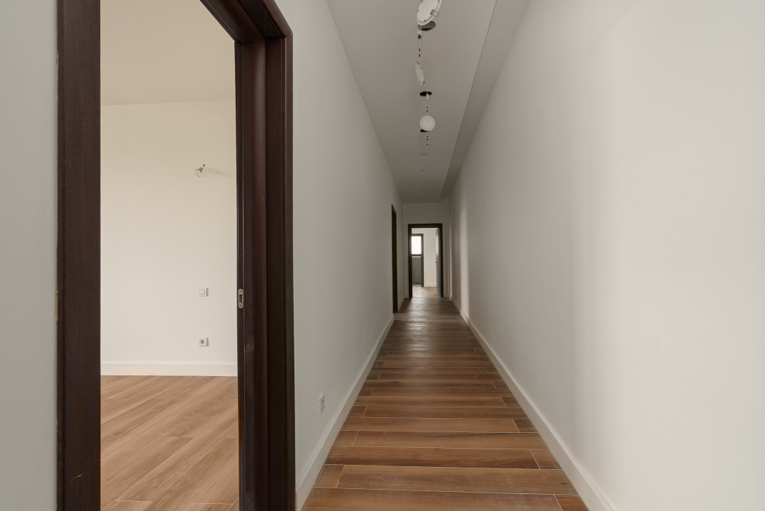 Lux pe Șoseaua Nordului: 250 mp + parcare subterană