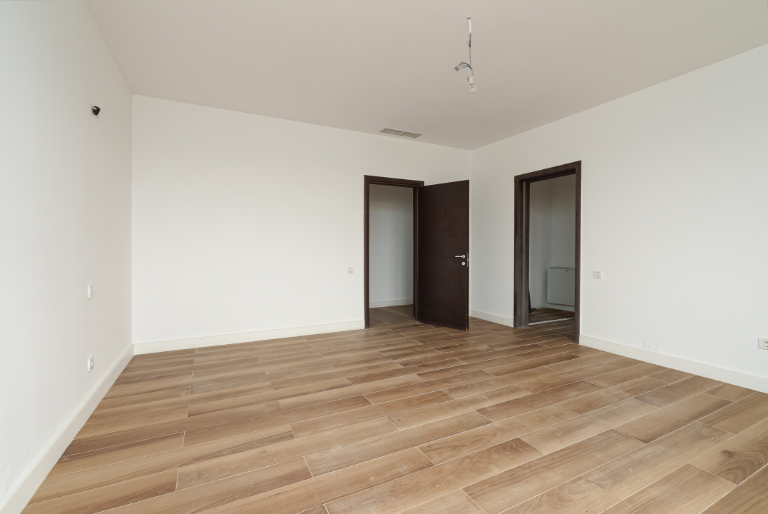 Lux pe Șoseaua Nordului: 250 mp + parcare subterană