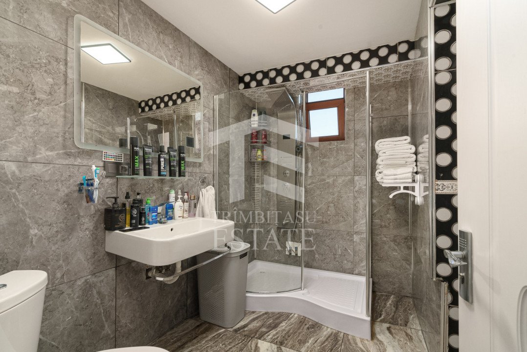 Constructie 2012 central Matei Voievod UNATC 600mp locuit sau afacere
