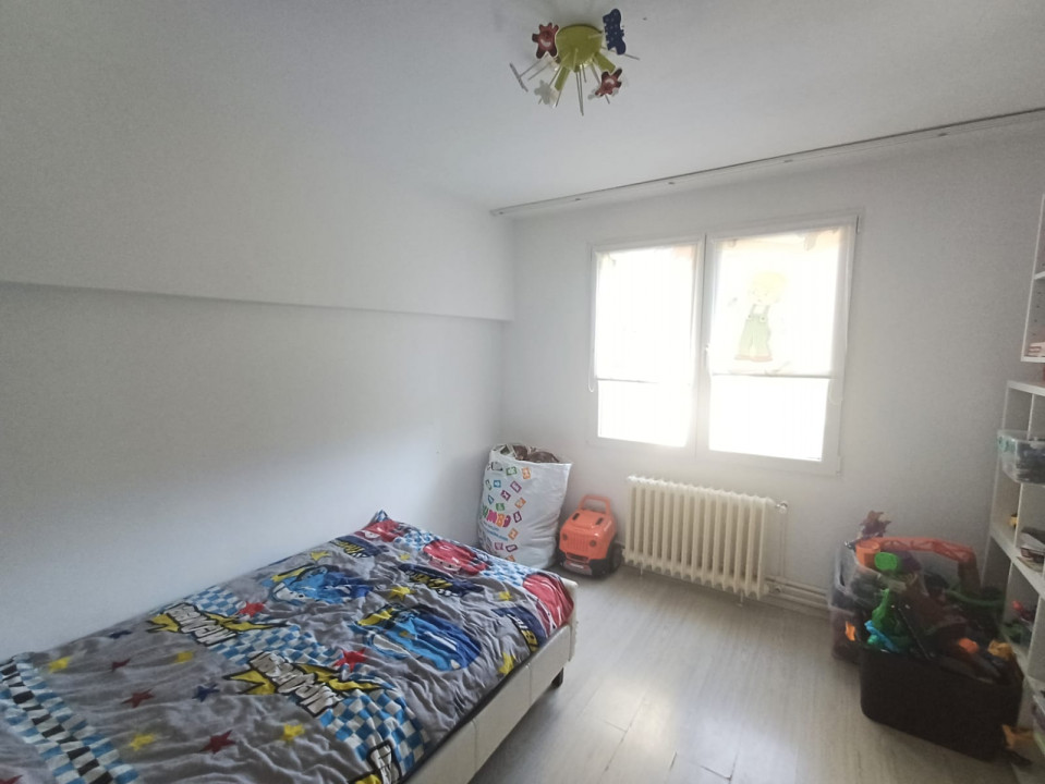 Apartament 3 Camere  Titan Nicolae Grigorescu Salajan 